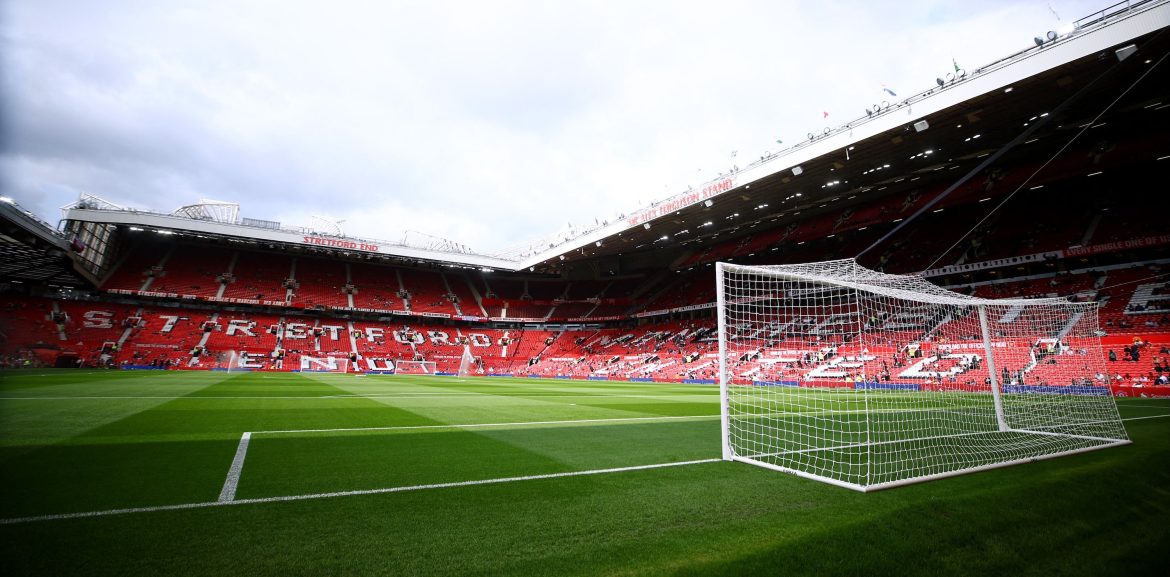 Man Utd make approach to sign £26m star who is keen on Old Trafford move