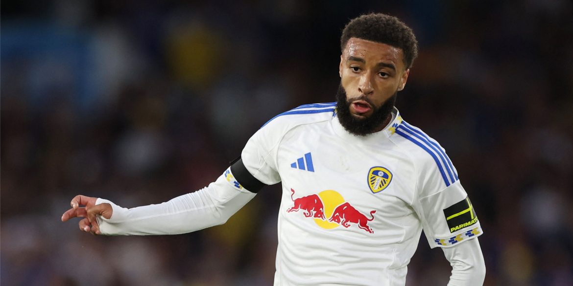 Leeds star spotted "limping" and may now be injured alongside Jayden Bogle
