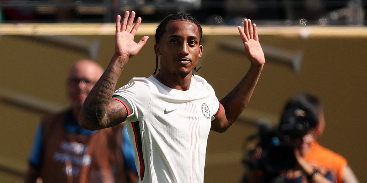 Better signing than Pedro: Chelsea make contact to land "gifted" £68m star