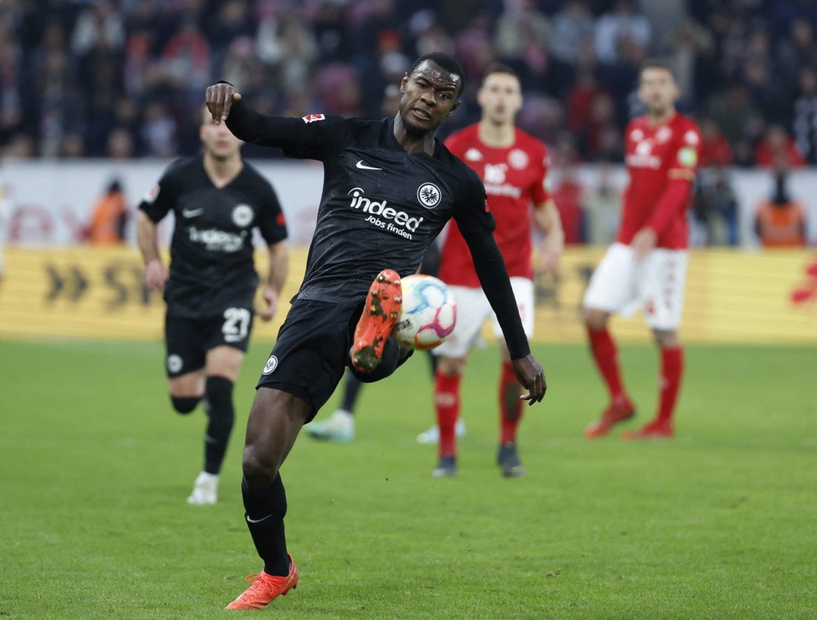 Liverpool could land Hummels 2.0 in Ndicka