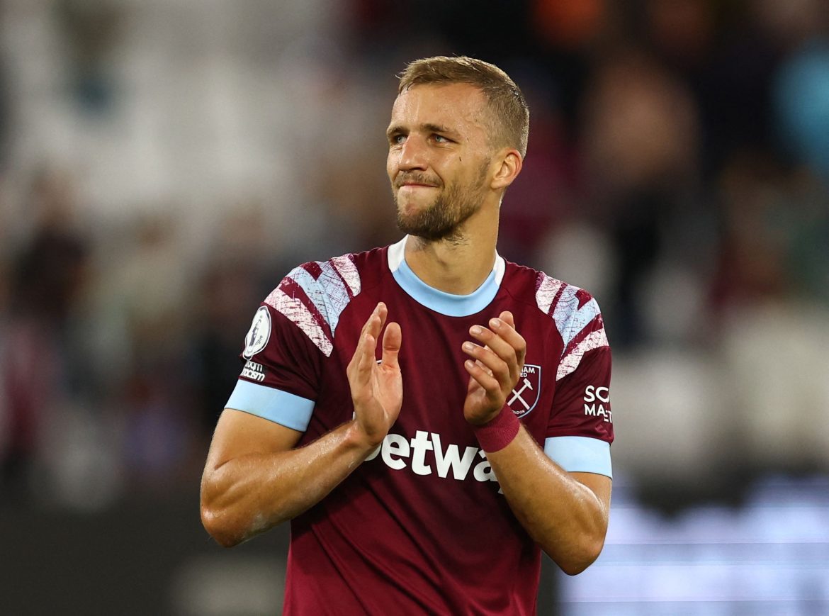 West Ham: Moyes must ditch "abysmal" Soucek